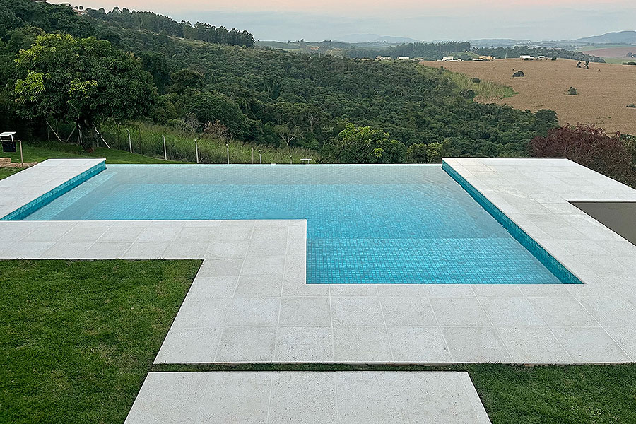 carrossel 1 piso-acimenticio-atermico-para-piscina-001