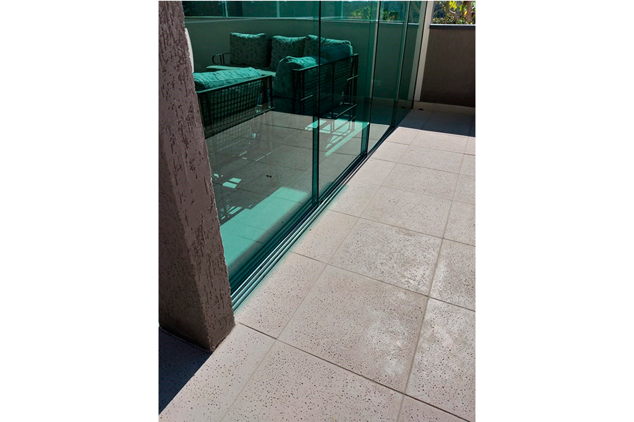 carrossel 16 piso-cimenticio-atermico-para-piscina-50x50-001